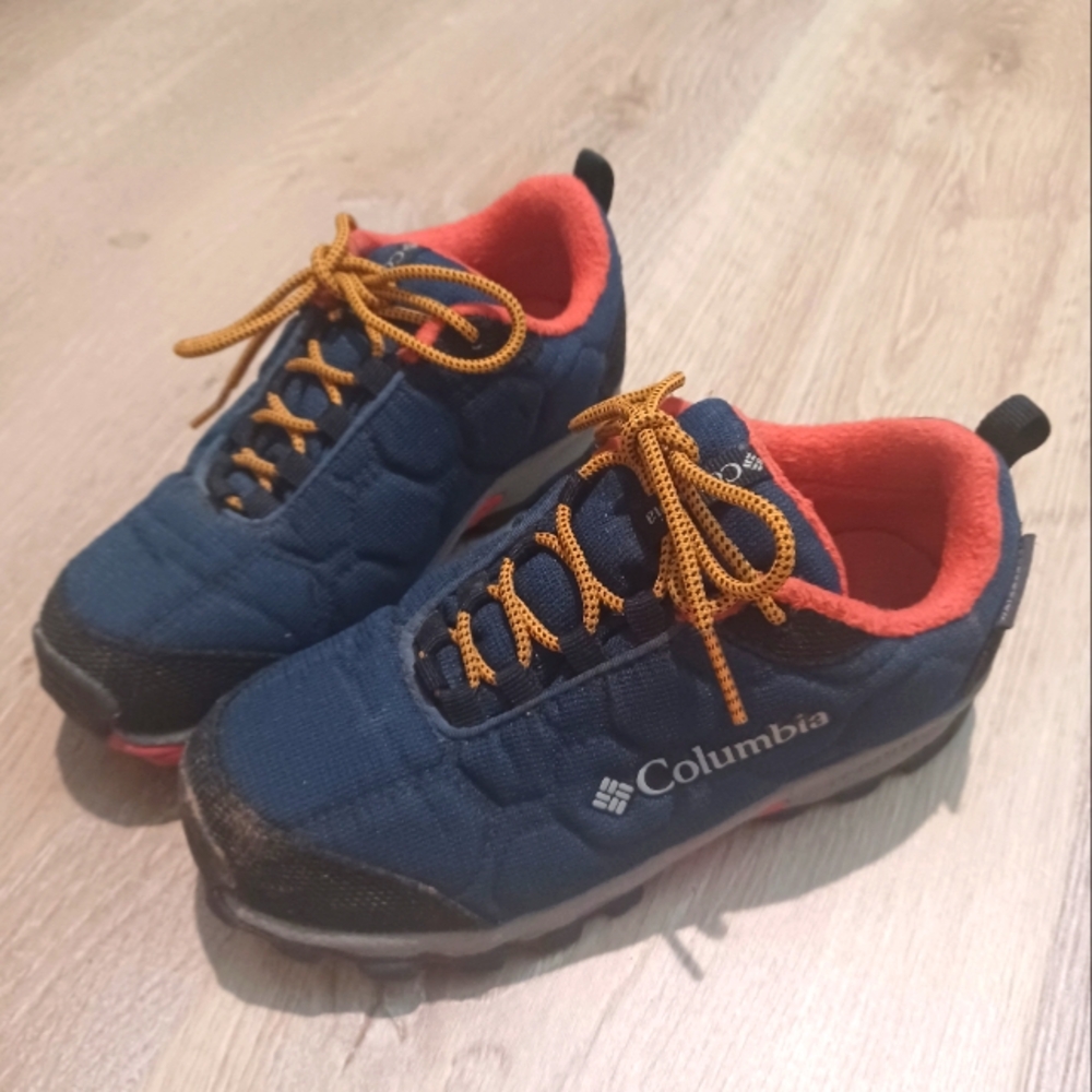 Columbia Kids Firecamp Sledder 3 Waterproof Hiking Shoes Size 1